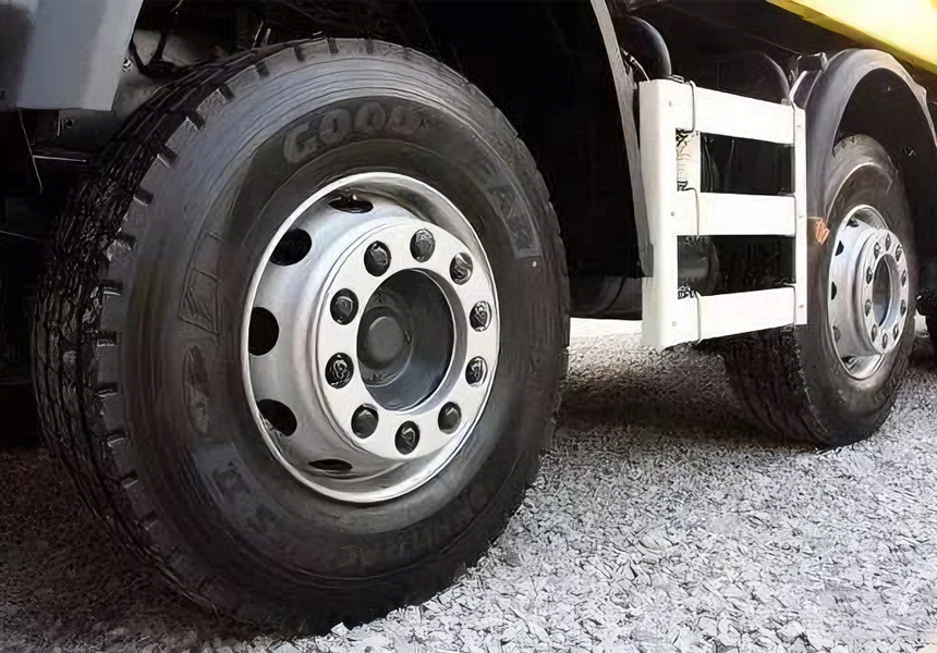 Steel trailer rims for semi-trailer transport
