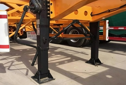 Semi-Trailer Landing Gears & Rims – Core Parts for Reliable Transport