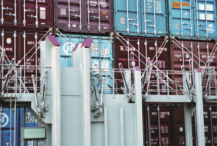 Container Ship Cargo Securing Devices – How to Use Lashing Equipment